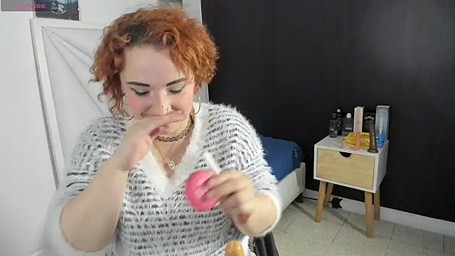 Snapshot of samanthaanderson_ chatting on October 2025 10:07:02 PM samanthaanderson  online show from October 2025 10:07:02 PM