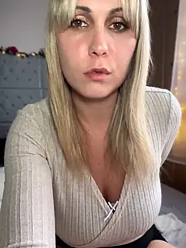 Leanymphoo online show from March 2026 04:35:01 PM