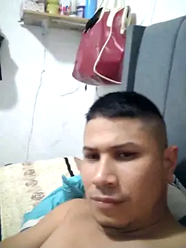 Snapshot of Latinsexanal chatting on November 2025 04:01:02 AM Latinsexanal online show from November 2025 04:01:02 AM