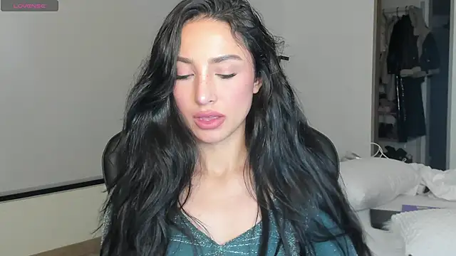 Snapshot of EvaMoet chatting on March 2025 06:41:01 AM EvaMoet online show from March 2025 06:41:01 AM