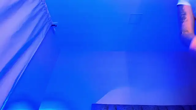 miia-smith97 online show from October 2025 10:06:02 PM