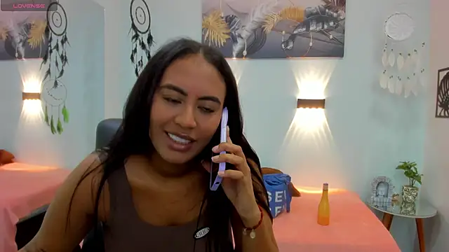 tracycum online show from January 2025 05:17:01 PM