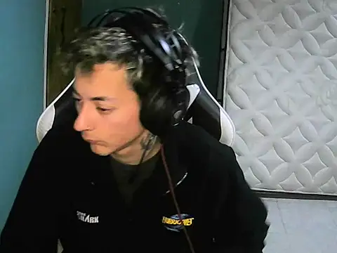 Snapshot of Jughead_16 chatting on September 2025 02:35:02 AM Jughead 16 online show from September 2025 02:35:02 AM