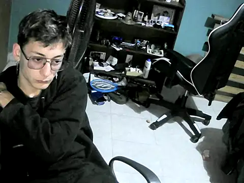 Snapshot of Jughead_16 chatting on November 2025 05:18:02 AM Jughead 16 online show from November 2025 05:18:02 AM