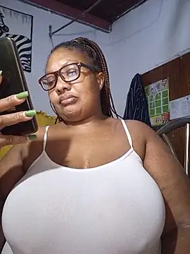 YELLOW BONE online show from May 2026 11:22:02 PM