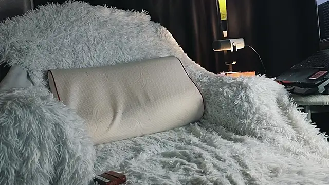 Snapshot of TechnoJesus chatting on March 2026 01:18:01 PM TechnoJesus online show from March 2026 01:18:01 PM