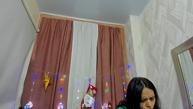 veronica salas online show from December 2024 10:31:01 PM