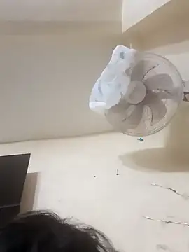 Snapshot of xxmoxxx chatting on December 2024 08:43:01 PM xxmoxxx online show from December 2024 08:43:01 PM