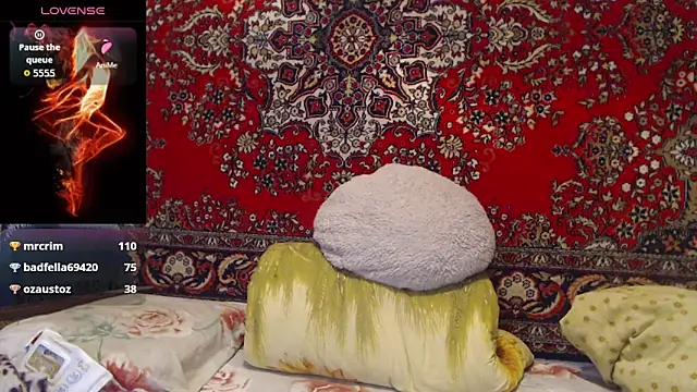 Snapshot of Sandra_Carina chatting on November 2025 10:14:02 PM Sandra Carina online show from November 2025 10:14:02 PM