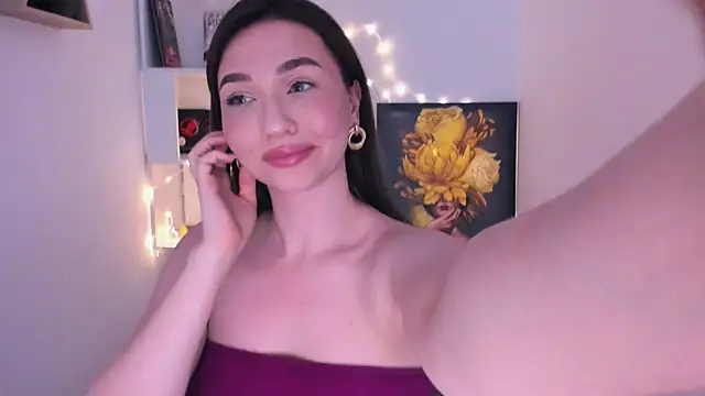 Snapshot of GracefulLook chatting on February 2025 10:47:02 PM GracefulLook online show from February 2025 10:47:02 PM