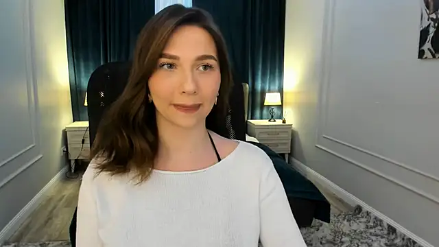 Snapshot of GracefulLook chatting on March 2025 02:43:02 PM GracefulLook online show from March 2025 02:43:02 PM