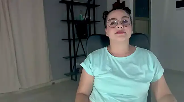 maela1 online show from December 2024 01:14:01 AM