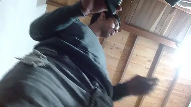 JohanyLatino online show from March 2026 11:19:02 PM