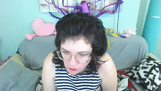 EverlyRays online show from December 2024 04:56:02 AM