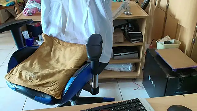 angelgarcia269 online show from December 2025 01:51:01 PM