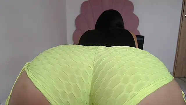 lady hot2xx online show from January 2025 08:04:01 PM