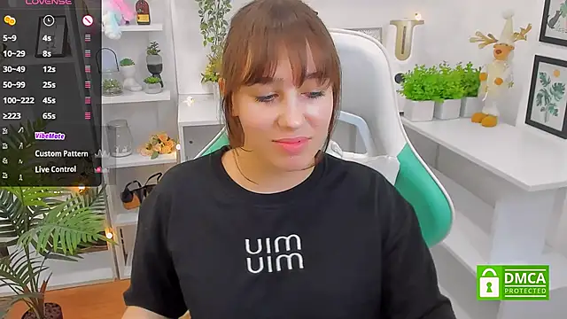  Eliizabeth  online show from March 2025 09:16:02 PM