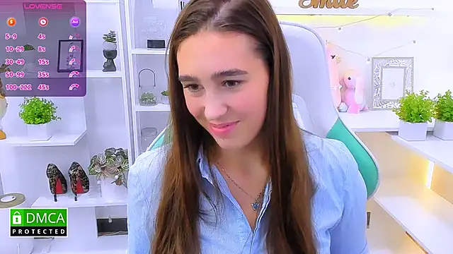  Eliizabeth  online show from September 2025 09:49:01 PM