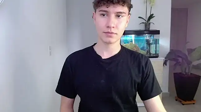 adrian morelly online show from December 2024 09:46:01 PM