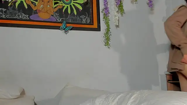 Cherry boy 18 online show from March 2025 05:13:01 AM