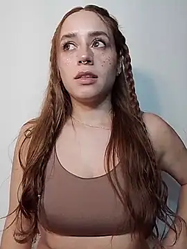 Natalia Suarez online show from April 2026 12:00:01 AM