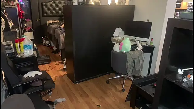 Snapshot of leanjamesdean chatting on December 2024 02:14:01 AM leanjamesdean online show from December 2024 02:14:01 AM