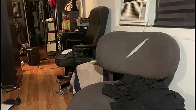 Snapshot of leanjamesdean chatting on December 2024 05:15:02 AM leanjamesdean online show from December 2024 05:15:02 AM