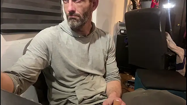 Snapshot of leanjamesdean chatting on December 2024 01:18:01 AM leanjamesdean online show from December 2024 01:18:01 AM