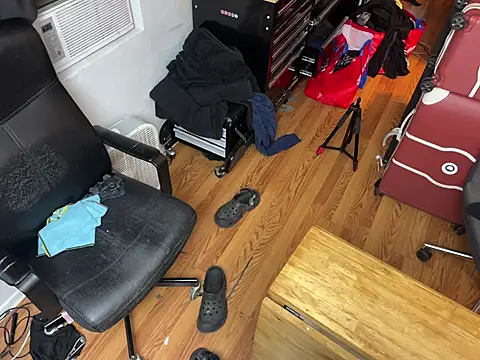 leanjamesdean online show from March 2026 02:48:01 AM