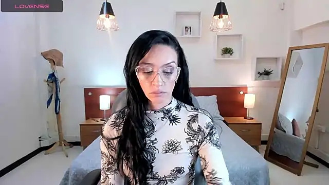 Kristen Garner online show from January 2025 04:22:02 AM