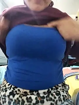 lolo890 online show from March 2026 07:00:02 PM