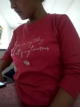 lolo890 online show from March 2026 03:48:01 PM