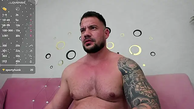 Snapshot of musclemonster31 chatting on February 2025 06:37:01 AM musclemonster31 online show from February 2025 06:37:01 AM
