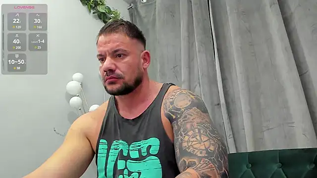 Snapshot of musclemonster31 chatting on February 2025 05:35:01 AM musclemonster31 online show from February 2025 05:35:01 AM