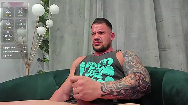 Snapshot of musclemonster31 chatting on February 2025 07:20:01 AM musclemonster31 online show from February 2025 07:20:01 AM