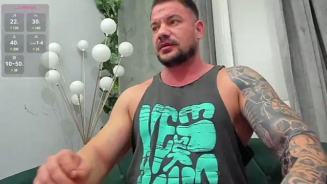 Snapshot of musclemonster31 chatting on February 2025 06:15:02 AM musclemonster31 online show from February 2025 06:15:02 AM