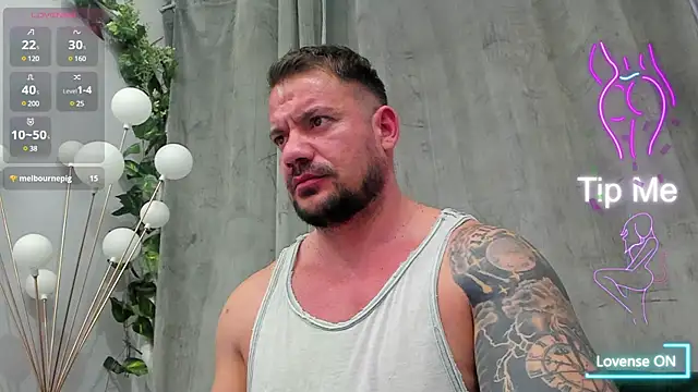 Snapshot of musclemonster31 chatting on March 2025 06:16:01 AM musclemonster31 online show from March 2025 06:16:01 AM