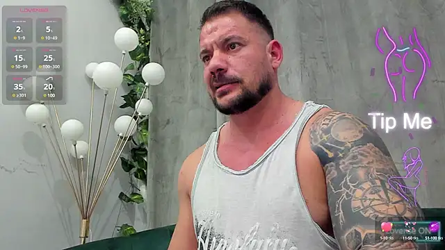 Snapshot of musclemonster31 chatting on March 2025 12:15:02 AM musclemonster31 online show from March 2025 12:15:02 AM