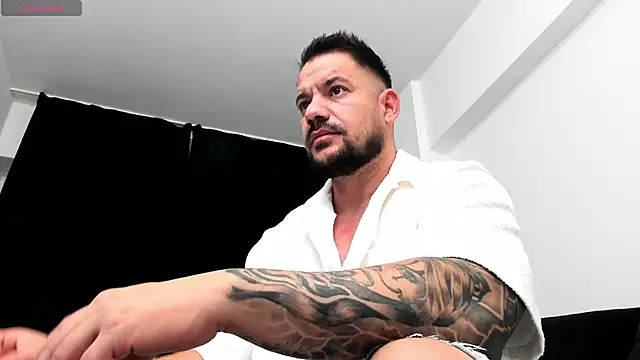 Snapshot of musclemonster31 chatting on October 2025 09:56:01 PM musclemonster31 online show from October 2025 09:56:01 PM