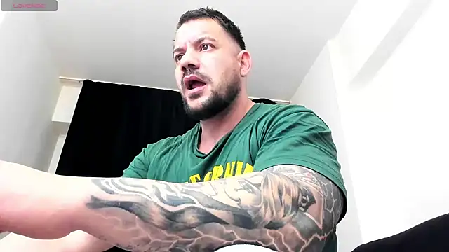 musclemonster31 online show from March 2026 10:45:02 AM