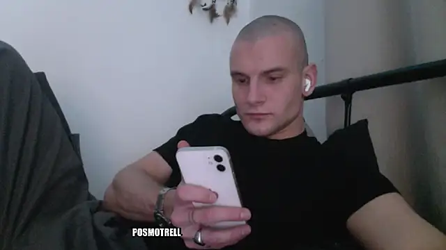 ETHAN MOORE online show from February 2026 06:34:02 PM