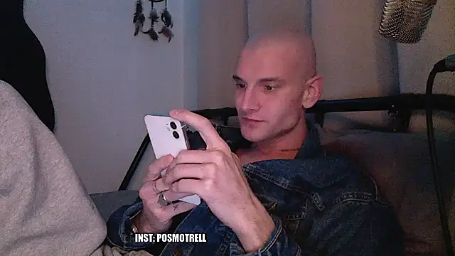 ETHAN MOORE online show from March 2026 03:40:01 PM