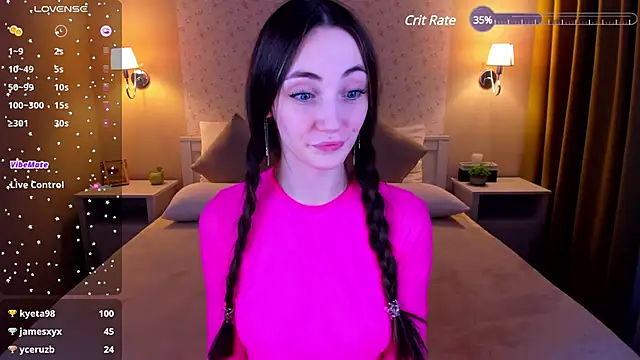 Snapshot of Lexi_Split chatting on December 2024 11:54:02 AM Lexi Split online show from December 2024 11:54:02 AM