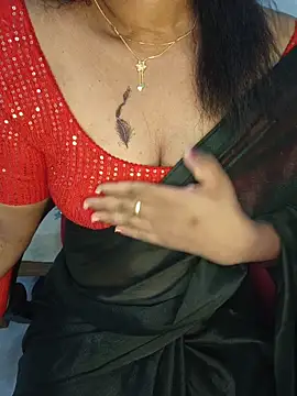 Snapshot of Malluivaniya chatting on June 2026 05:50:02 AM Malluivaniya online show from June 2026 05:50:02 AM