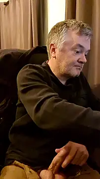 Snapshot of MichOxxford chatting on October 2025 11:23:02 AM MichOxxford online show from October 2025 11:23:02 AM