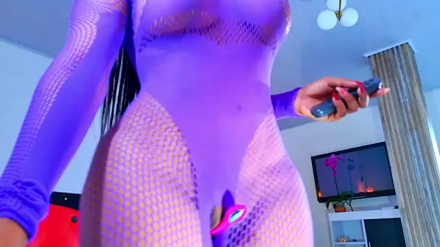 SQUIRT4UMEGAN online show from March 2026 06:02:02 PM