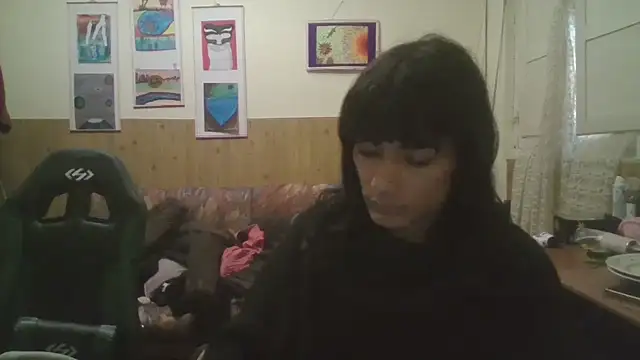 calliemaggotbone online show from November 2025 04:50:01 PM