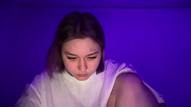 Isabel-Bailey online show from October 2025 09:04:02 PM