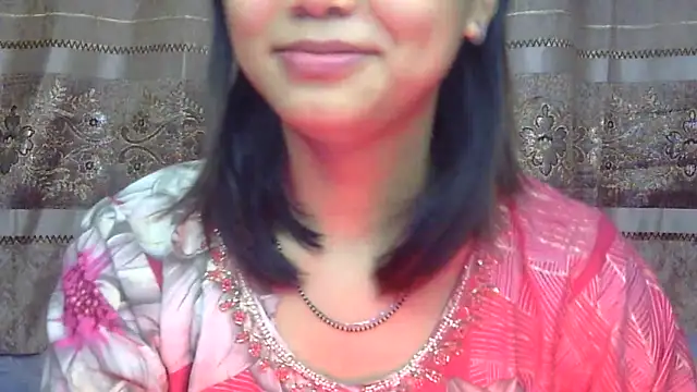 Snapshot of cute_sapna chatting on October 2025 10:45:01 PM cute sapna online show from October 2025 10:45:01 PM