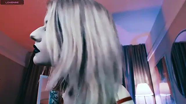 Noah ElmerX online show from March 2025 10:20:01 PM